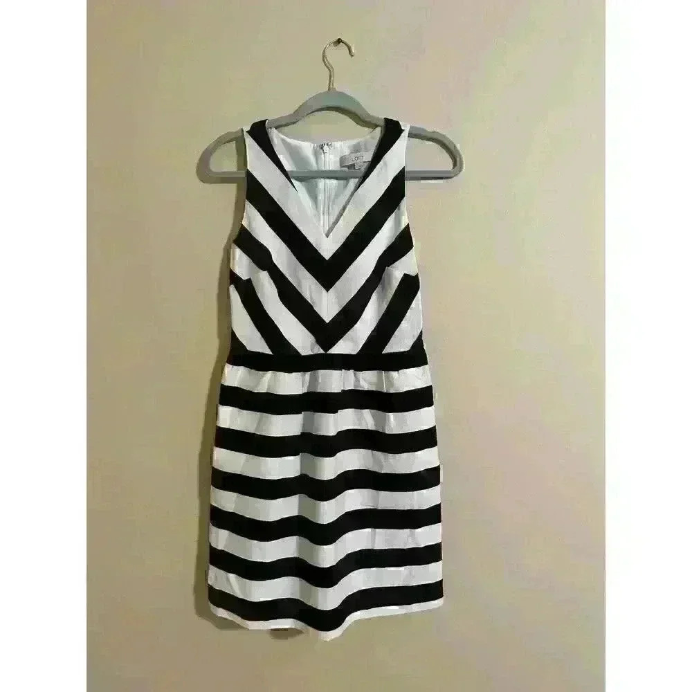 Ann Taylor Loft, Size 2, Black & White Striped Dress